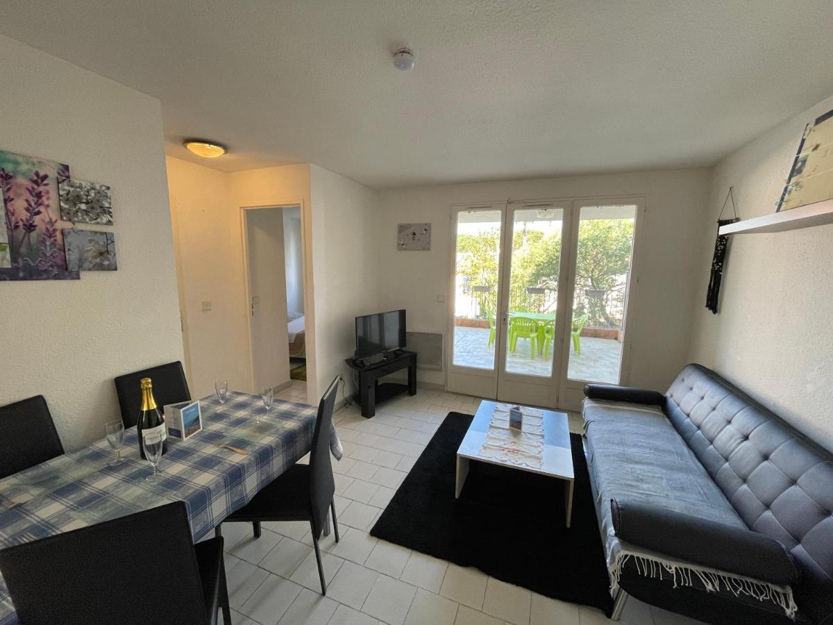 Apartment Port Cogolin With Garden View Гримо Екстериор снимка